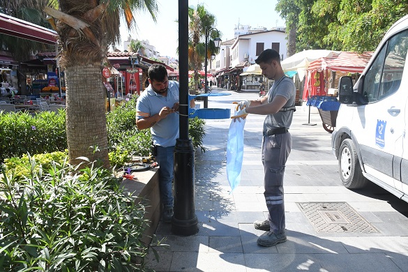 Daha temiz, daha güzel Kuşadası için hijyenik çöp kutuları