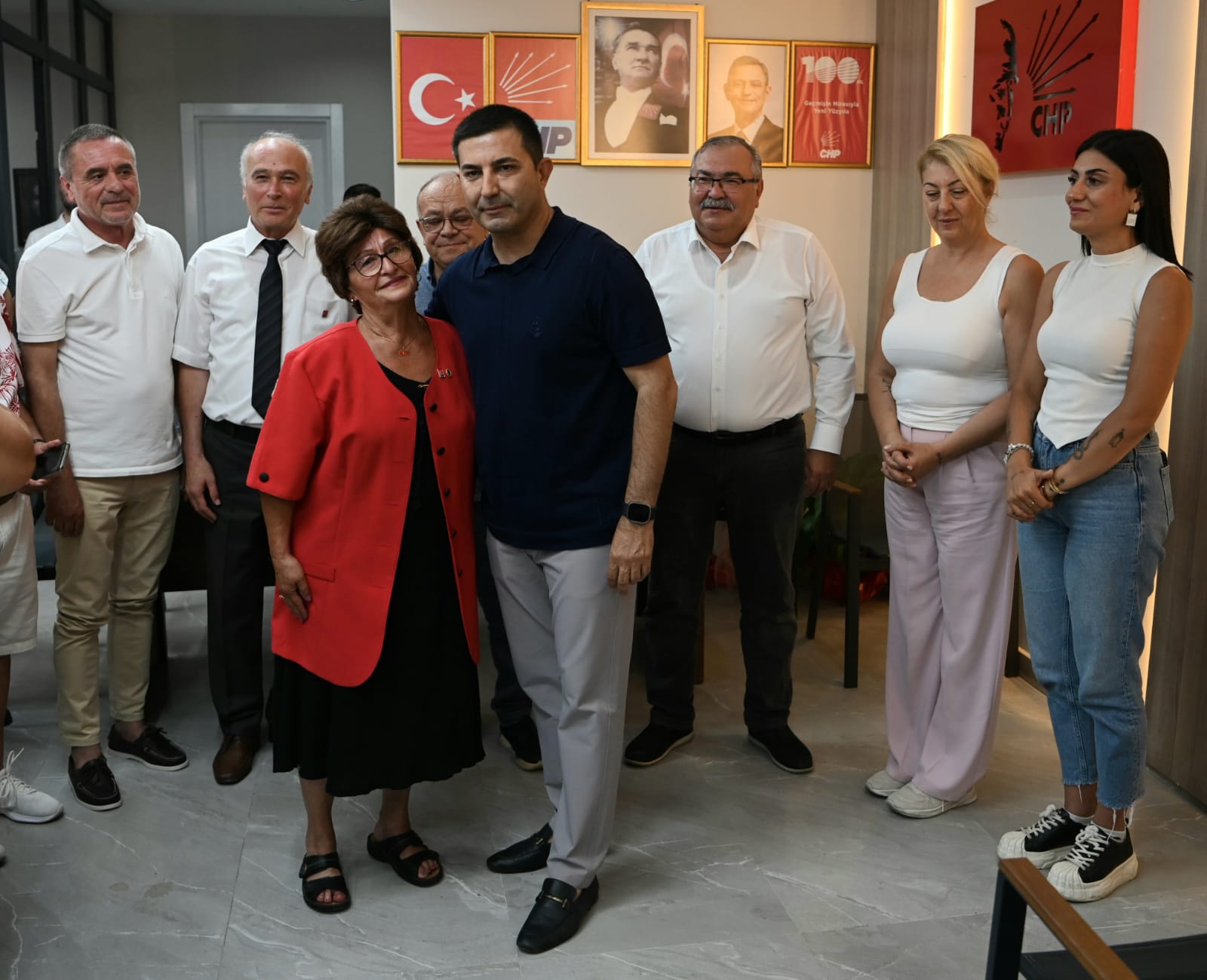 “Türkiye CHP çatısı altında birleşiyor”