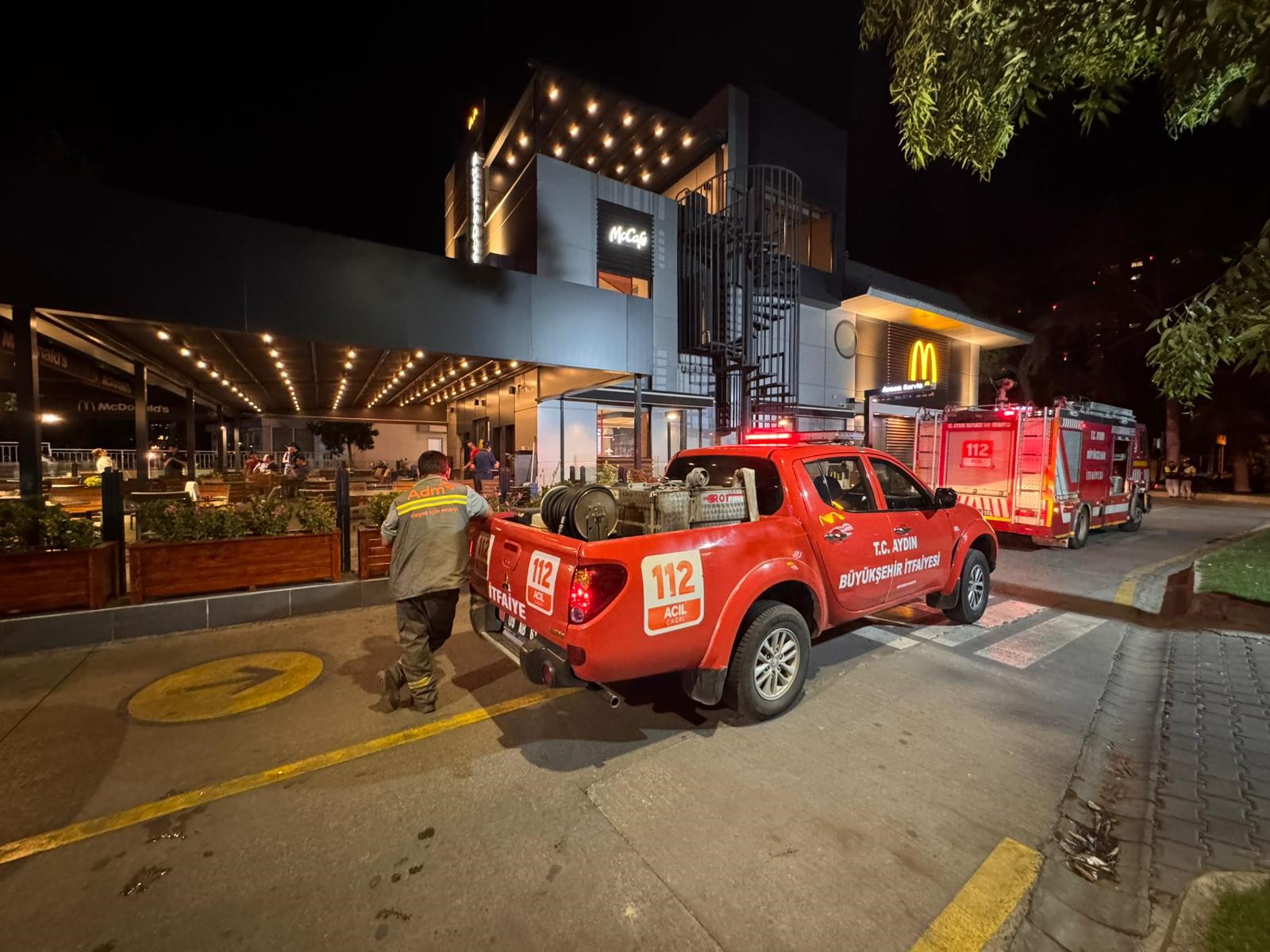 Mc Donald's'da yangın paniği
