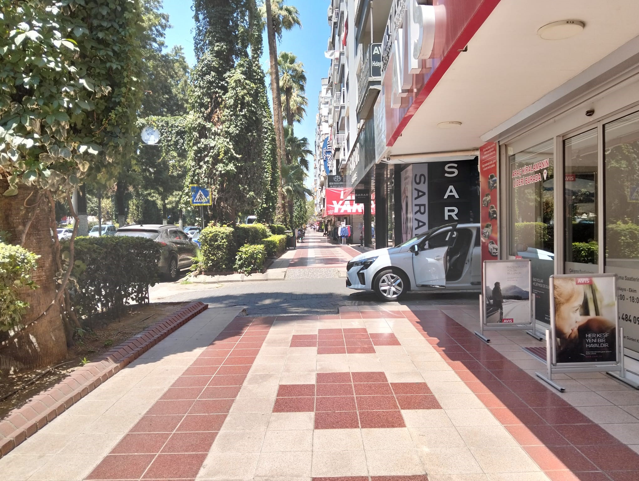 Termometreler 43 dereceyi gösterdi, Aydın hayalet şehre döndü