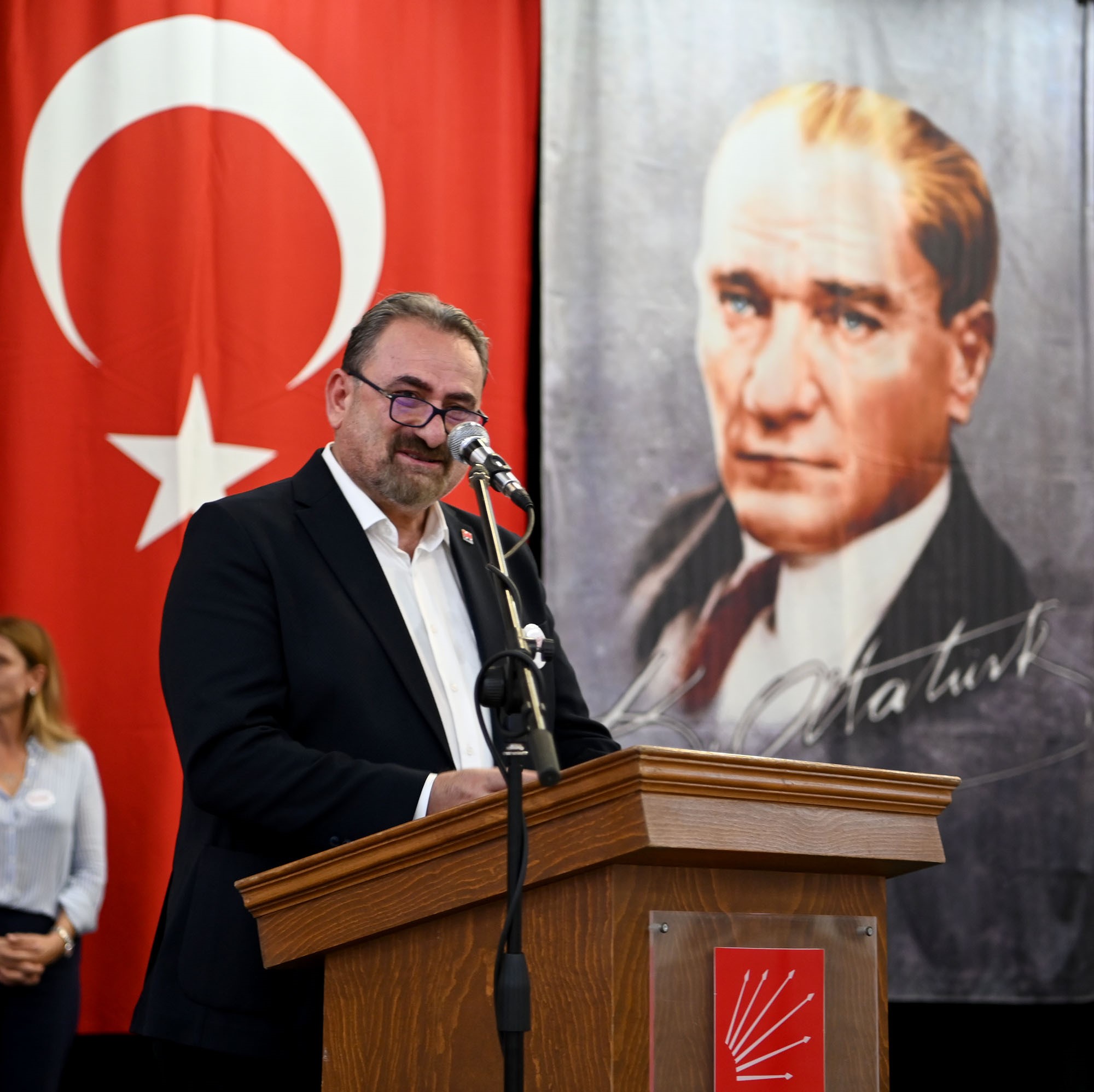 Kuşadası'nda vatandaşlara hobi bahçesi satışı uyarısı