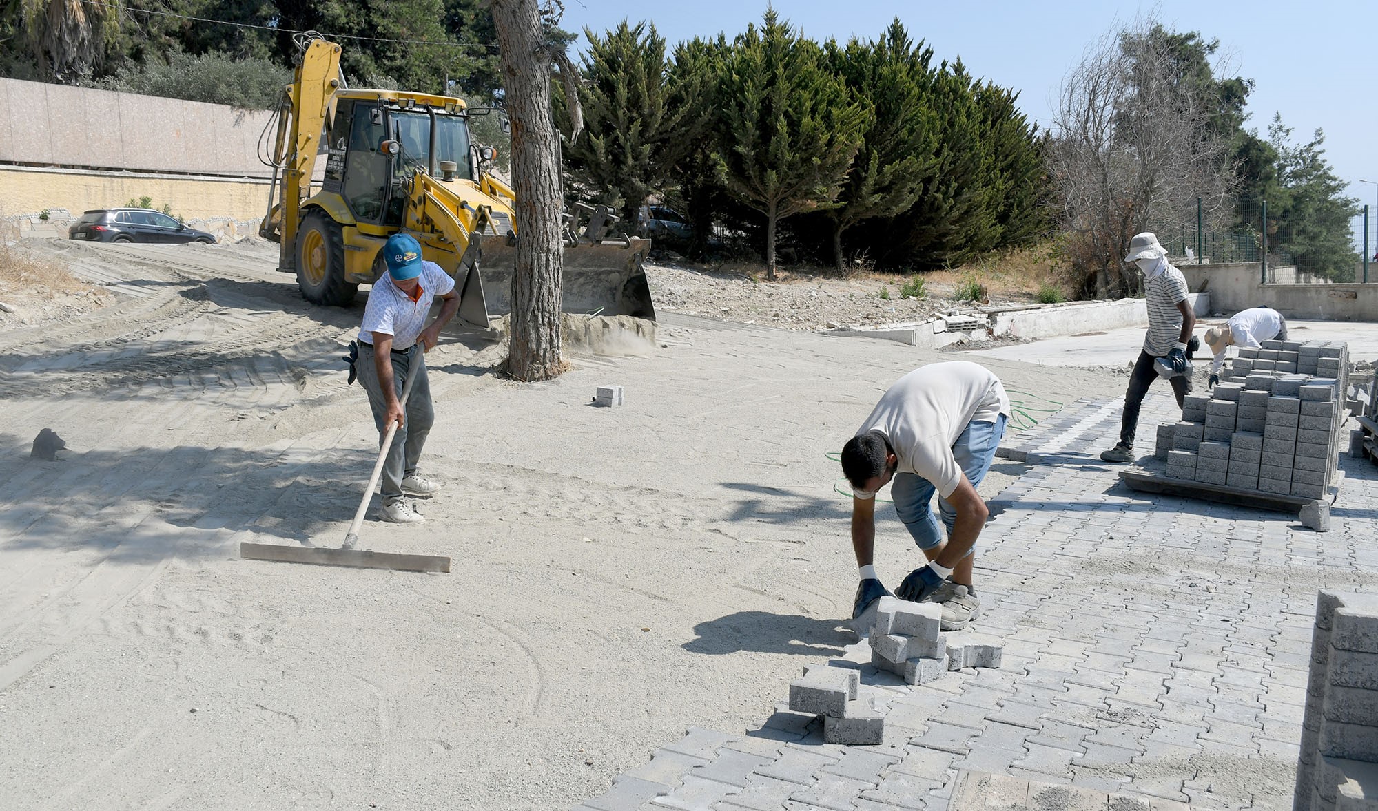 Kuşadası’nda hizmet seferberliği