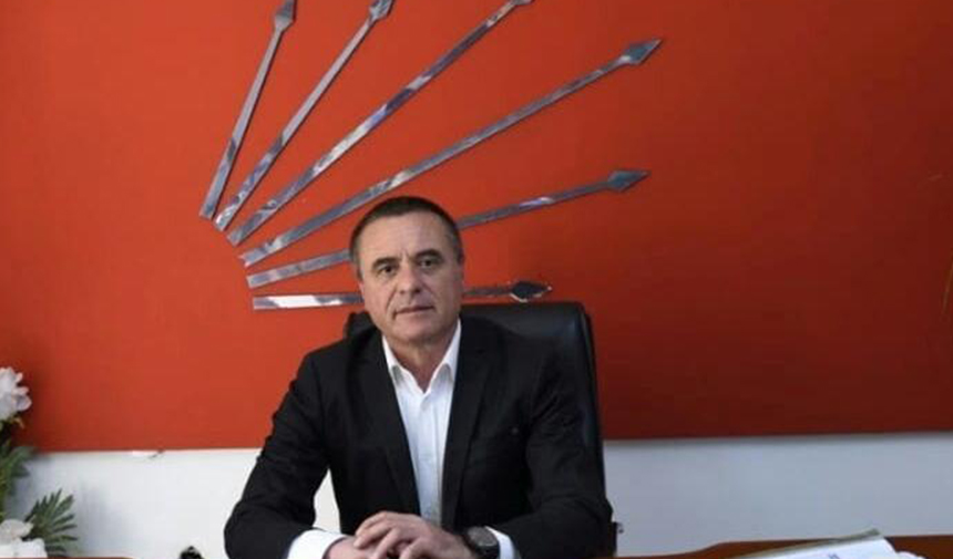 CHP Kuşadası İlçe Başkanı Mehmet Gürbilek’ten sert açıklama. Minareyi çalan kılıfını hazırlar!