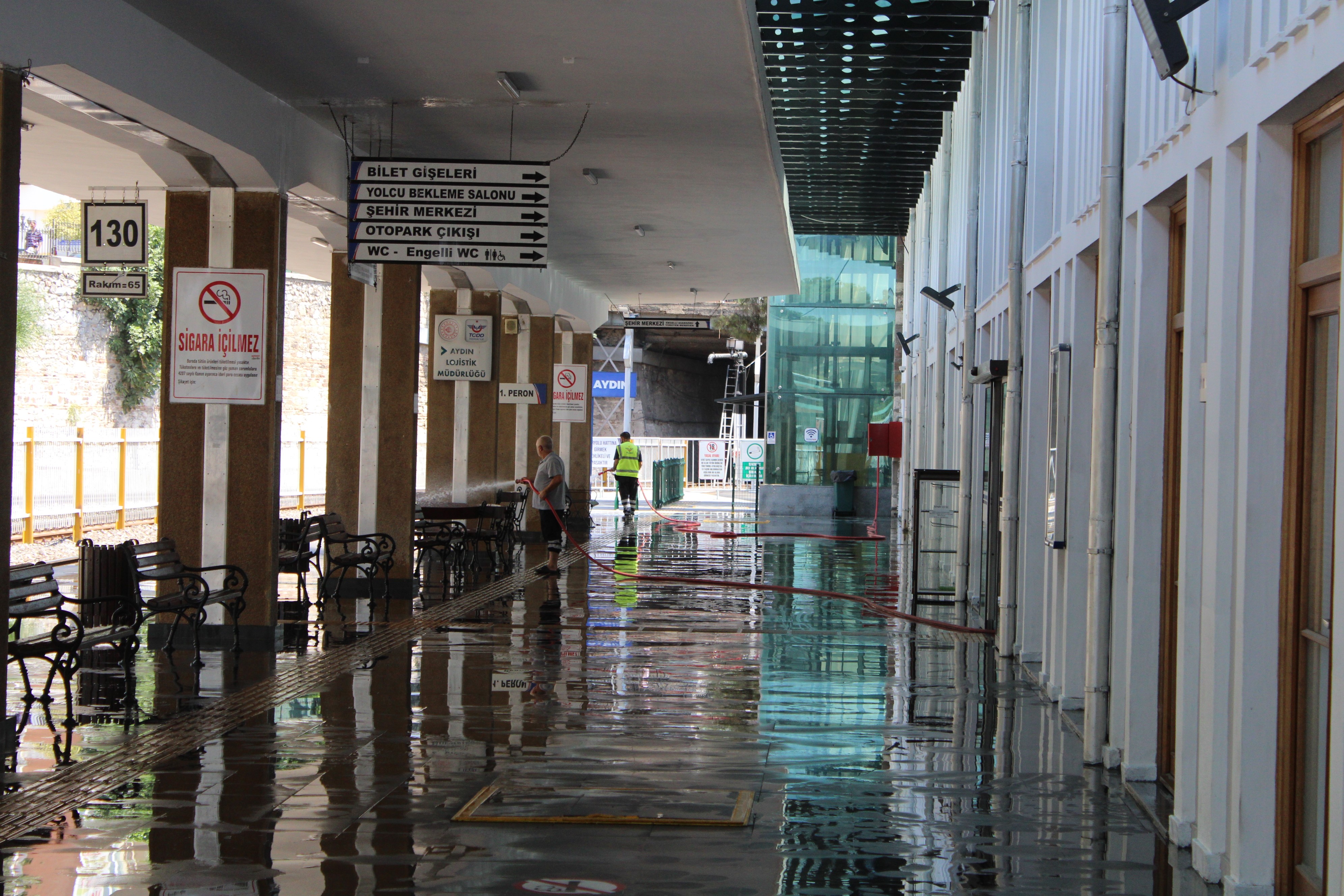 Aydın'da tren seferleri iptal oldu, vatandaşlar kapıdan döndü