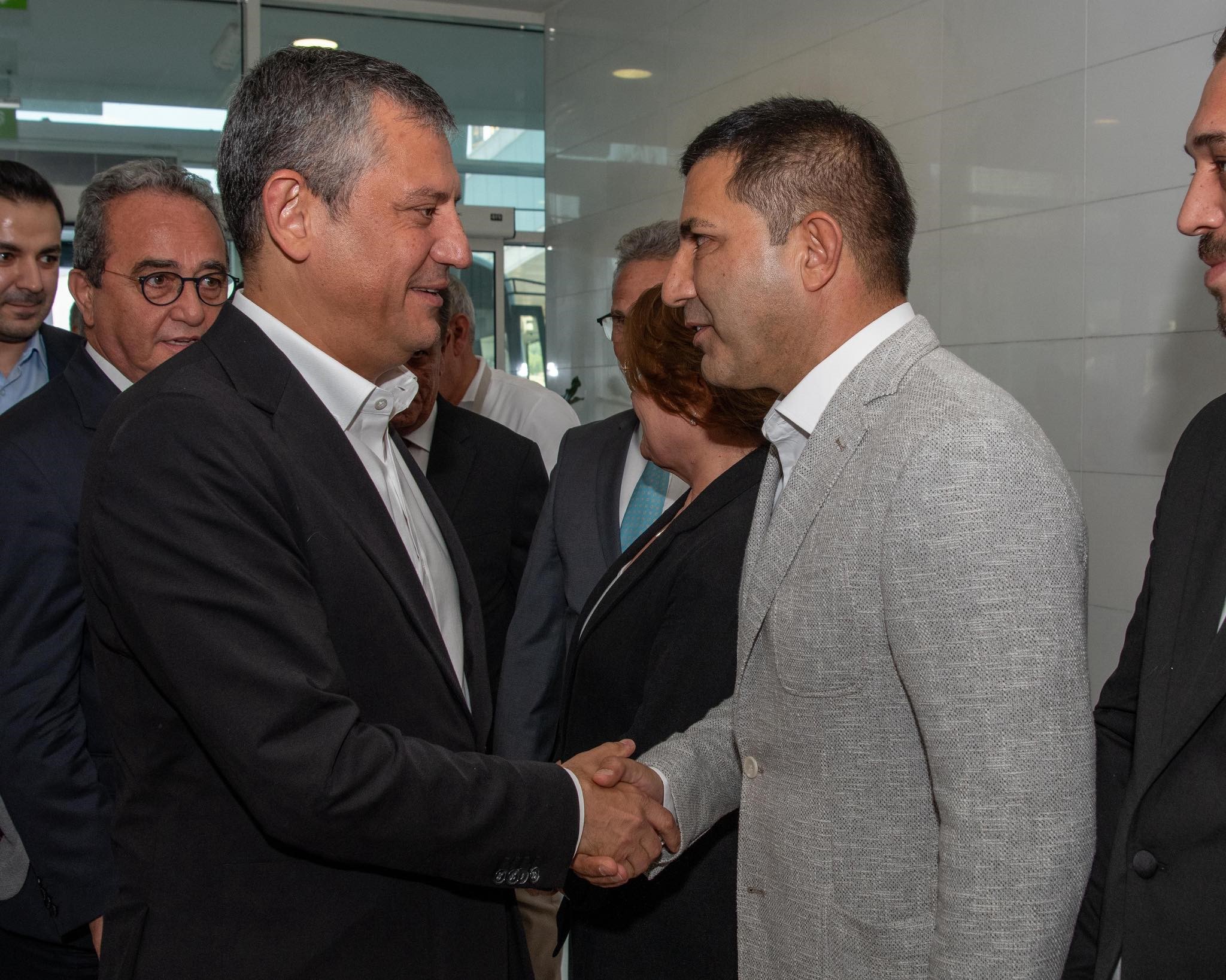 CHP Genel Başkanı Özel Aydın'da