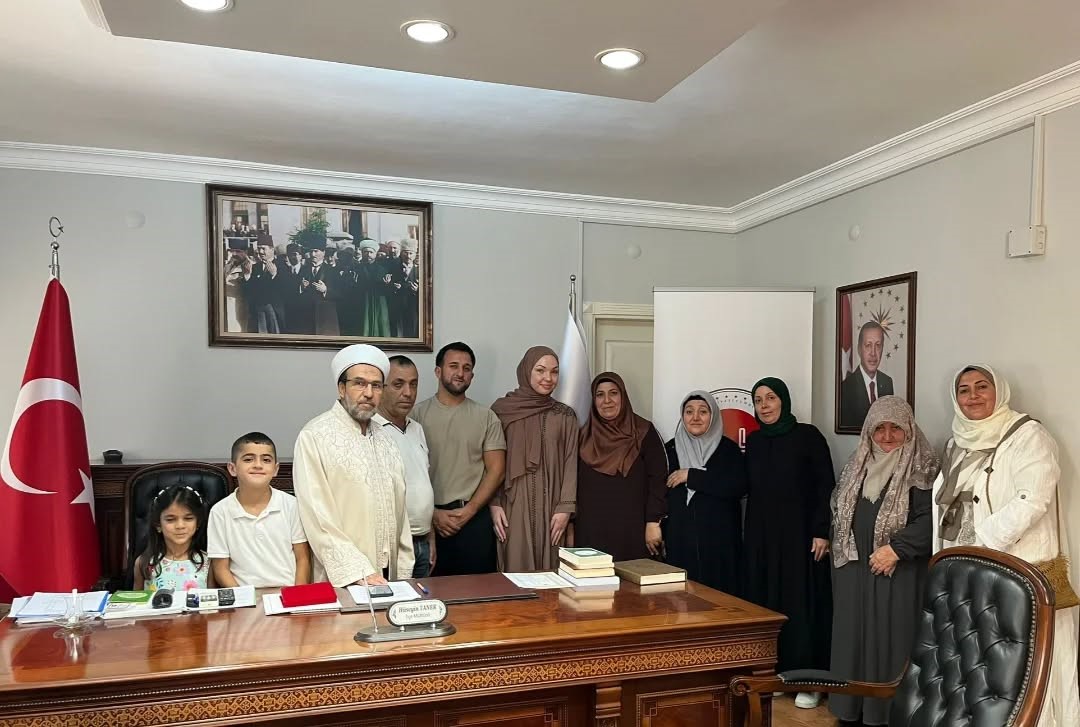 Yabancı uyruklu Beverly Müslüman olup Berfin adını aldı