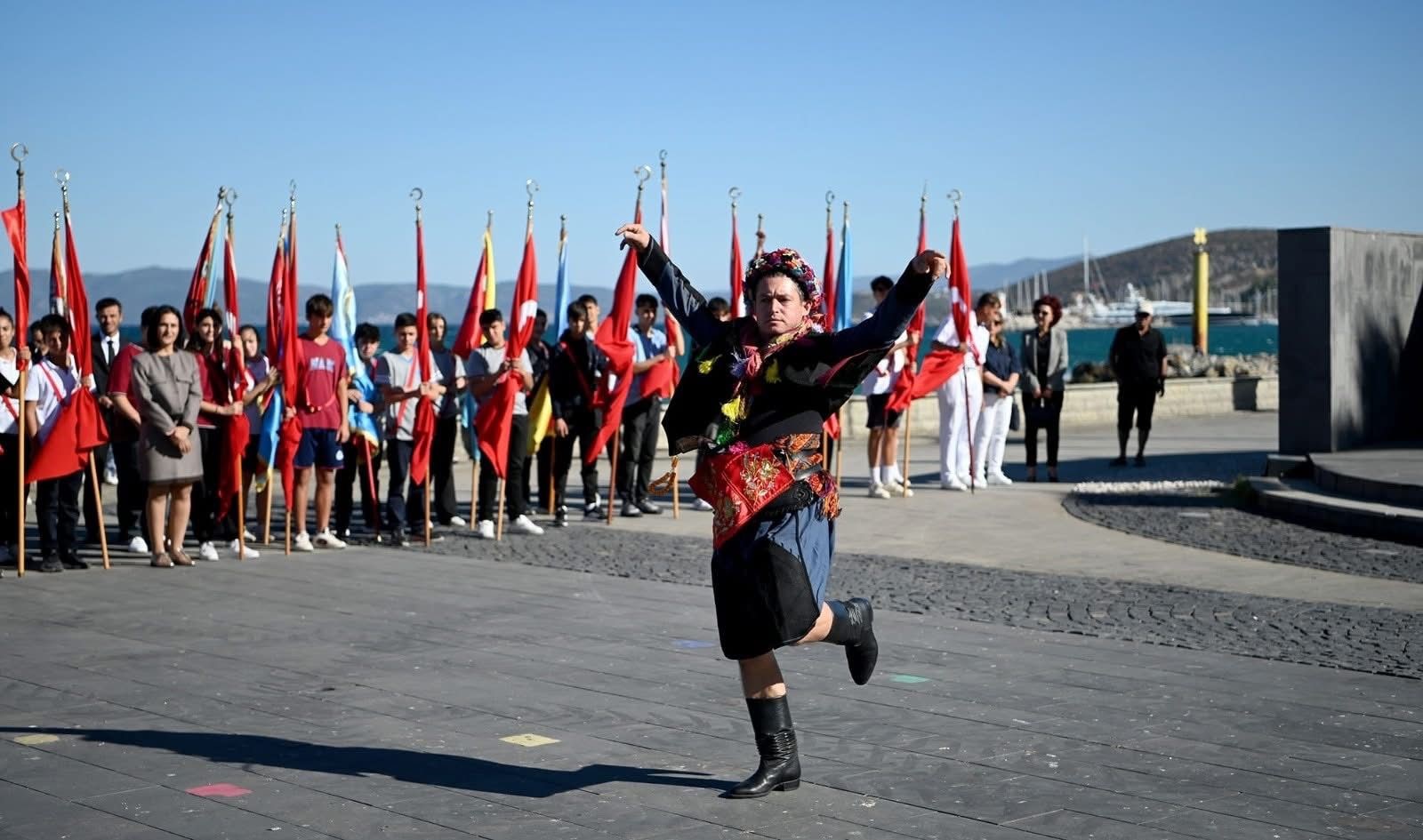 Kuşadası’nda Gaziler Günü törenle kutlandı