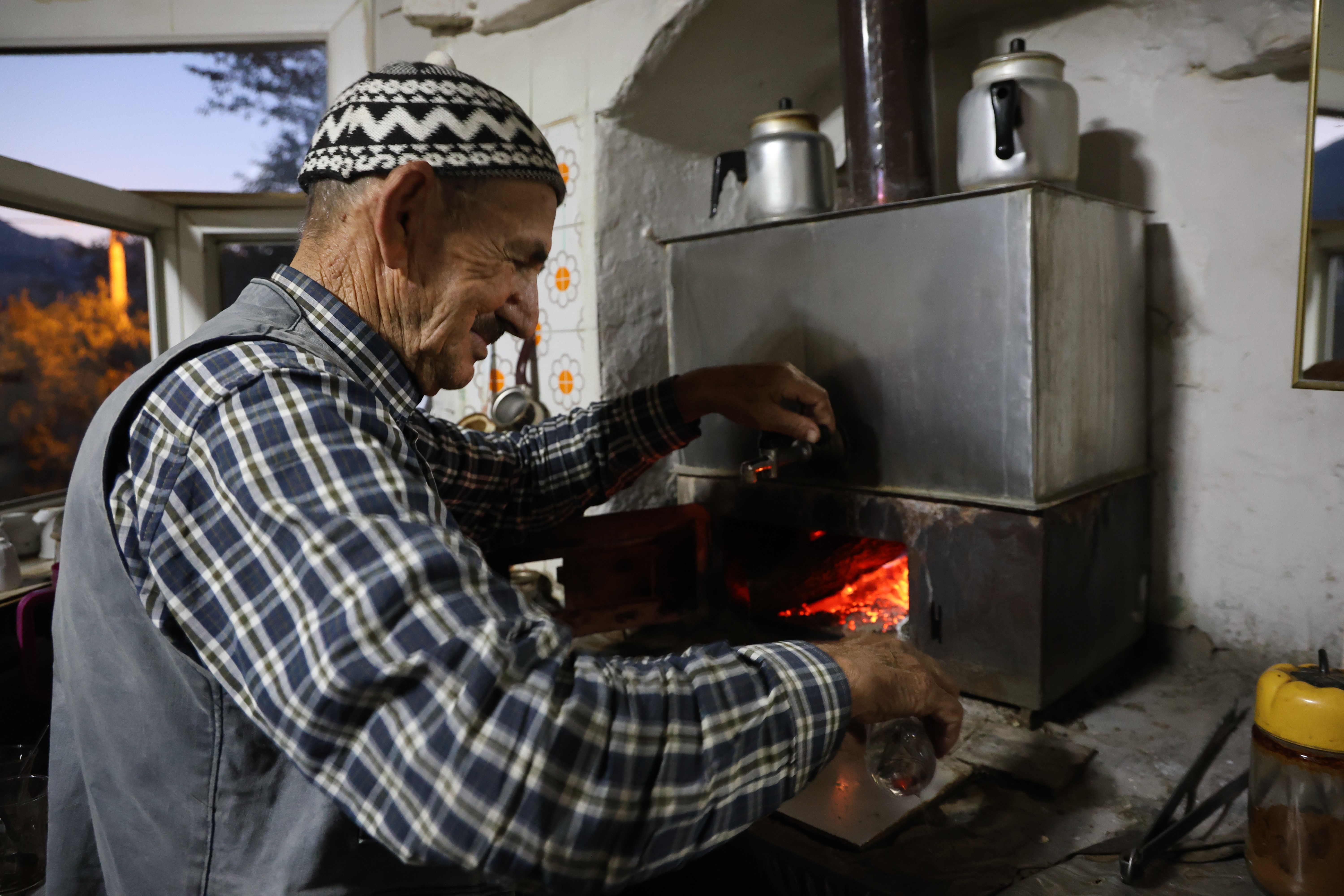 Bu köyün kıraathane kültürü bir asırdır değişmedi