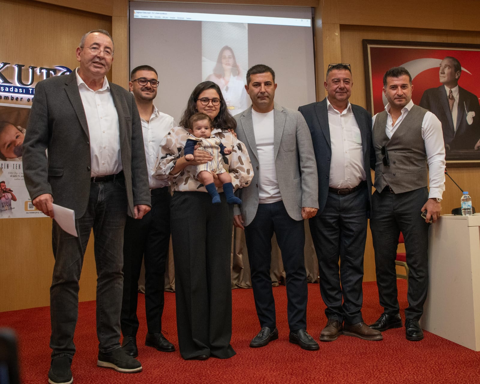 Kuşadası SMA’lı Teoman bebek için tek yürek oldu