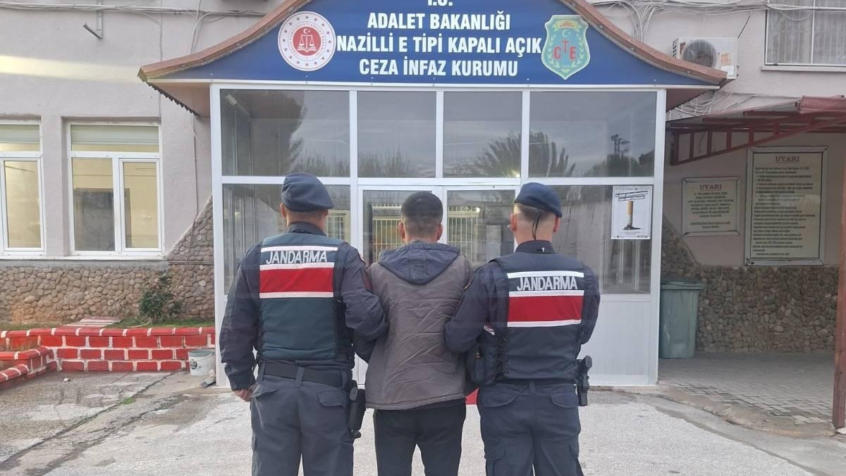 Hırsızlık suçundan aranan şahıs yakalandı