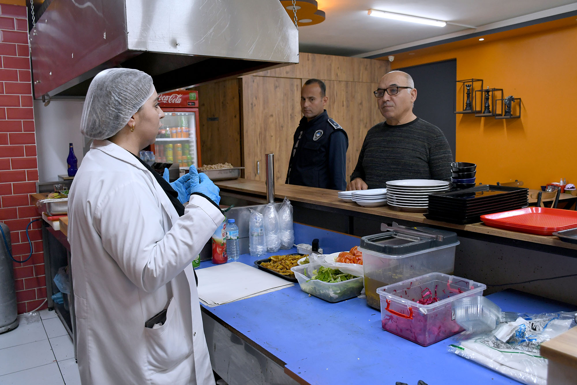 Kuşadası’nda halk sağlığını tehlikeye atan ihmallere geçit yok