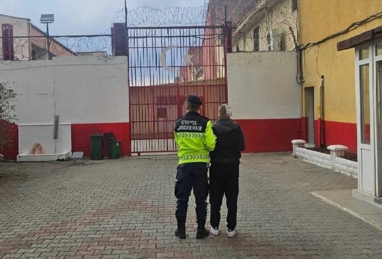 Hapis cezasıyla aranan şahıs yakalandı