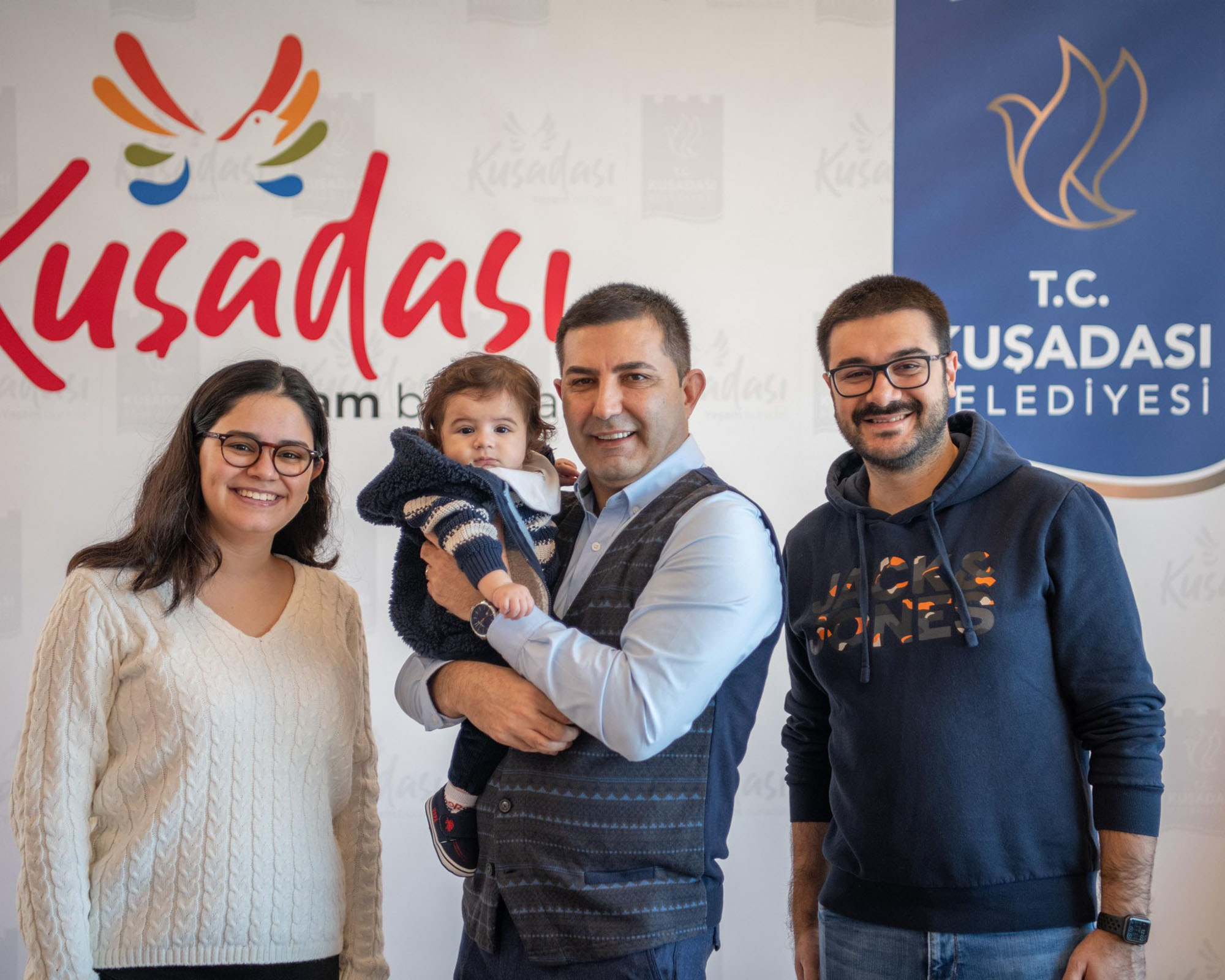 SMA’lı Teoman bebeğin ailesinden Başkan Ömer Günel’e teşekkür ziyareti