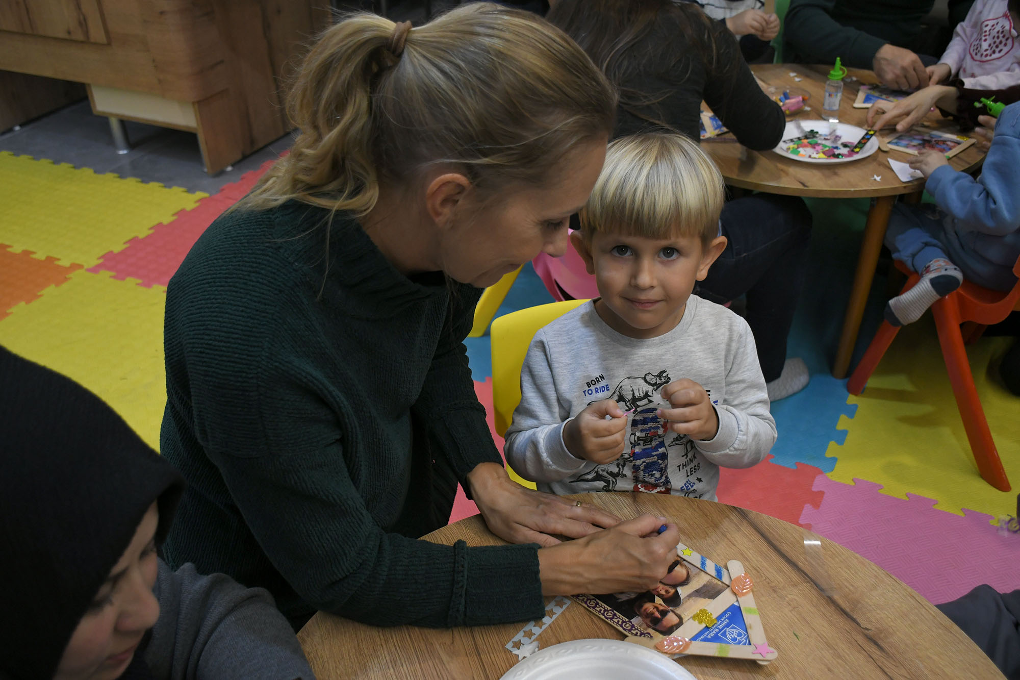 Kuşadası Anne Baba Çocuk Merkezi’nde 32. Dönem mezuniyet heyecanı yaşandı