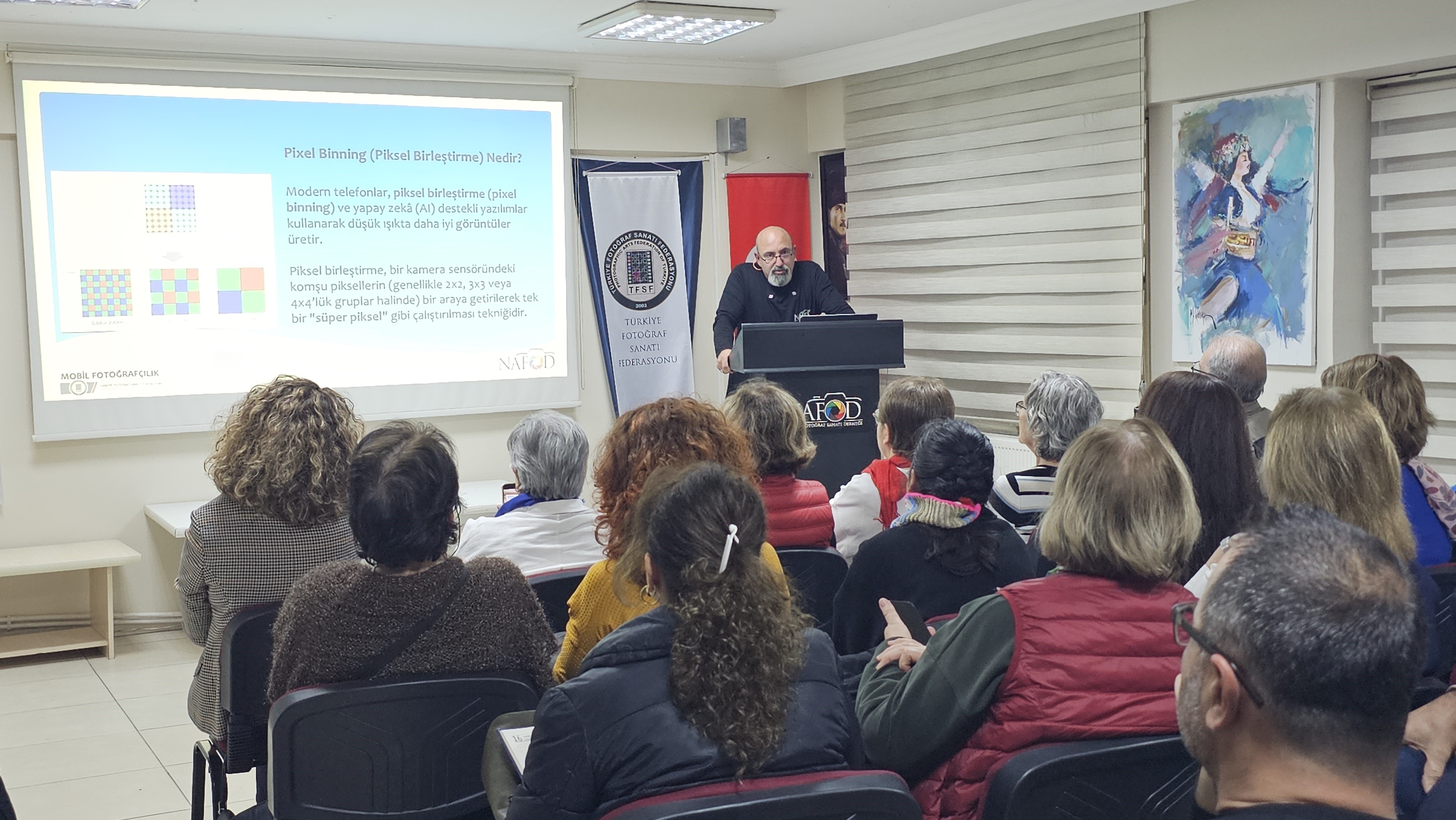 Kameralar cebe girdi: Fotoğraf tutkunlarına cep telefonu eğitimi veriliyor