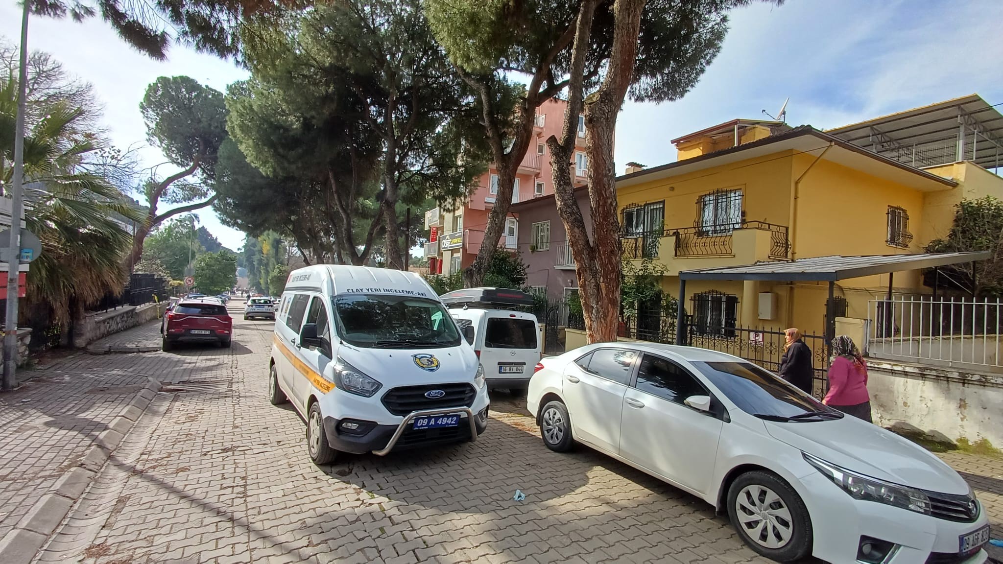 Yaşlı çift evinde bıçaklanarak öldürülmüştü: Evde boş altın keseleri bulundu
