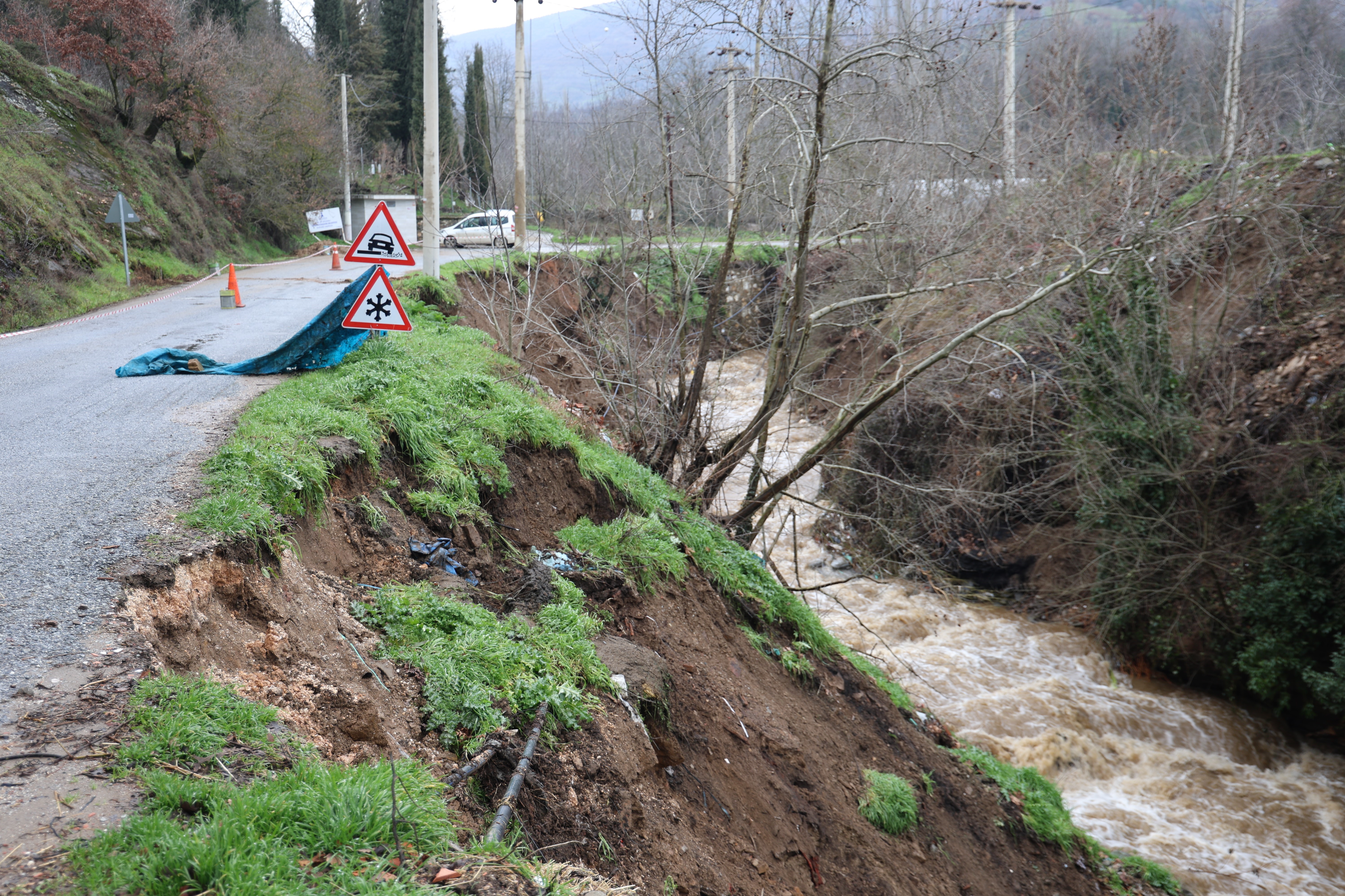 Yağışların adrından Aydın’da her yerde heyelan ve sel olayı yaşanıyor